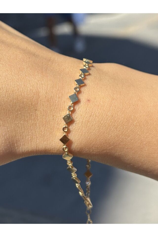 14 Ayar Altın Beyaz Taşlı Kare Çıtır Bileklik