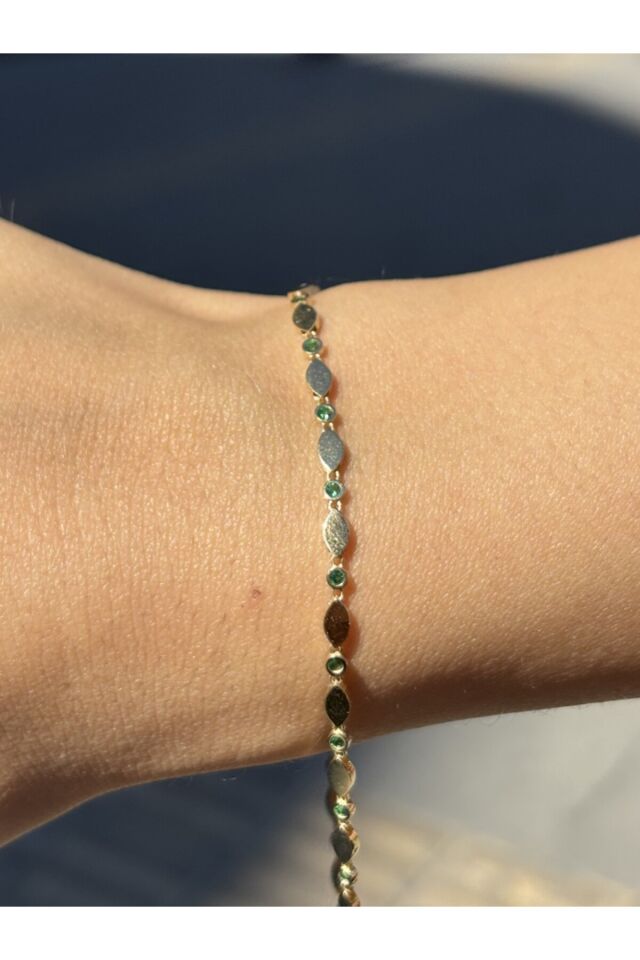 14 Ayar Altın Yeşil Taşlı Oval Çıtır Bileklik