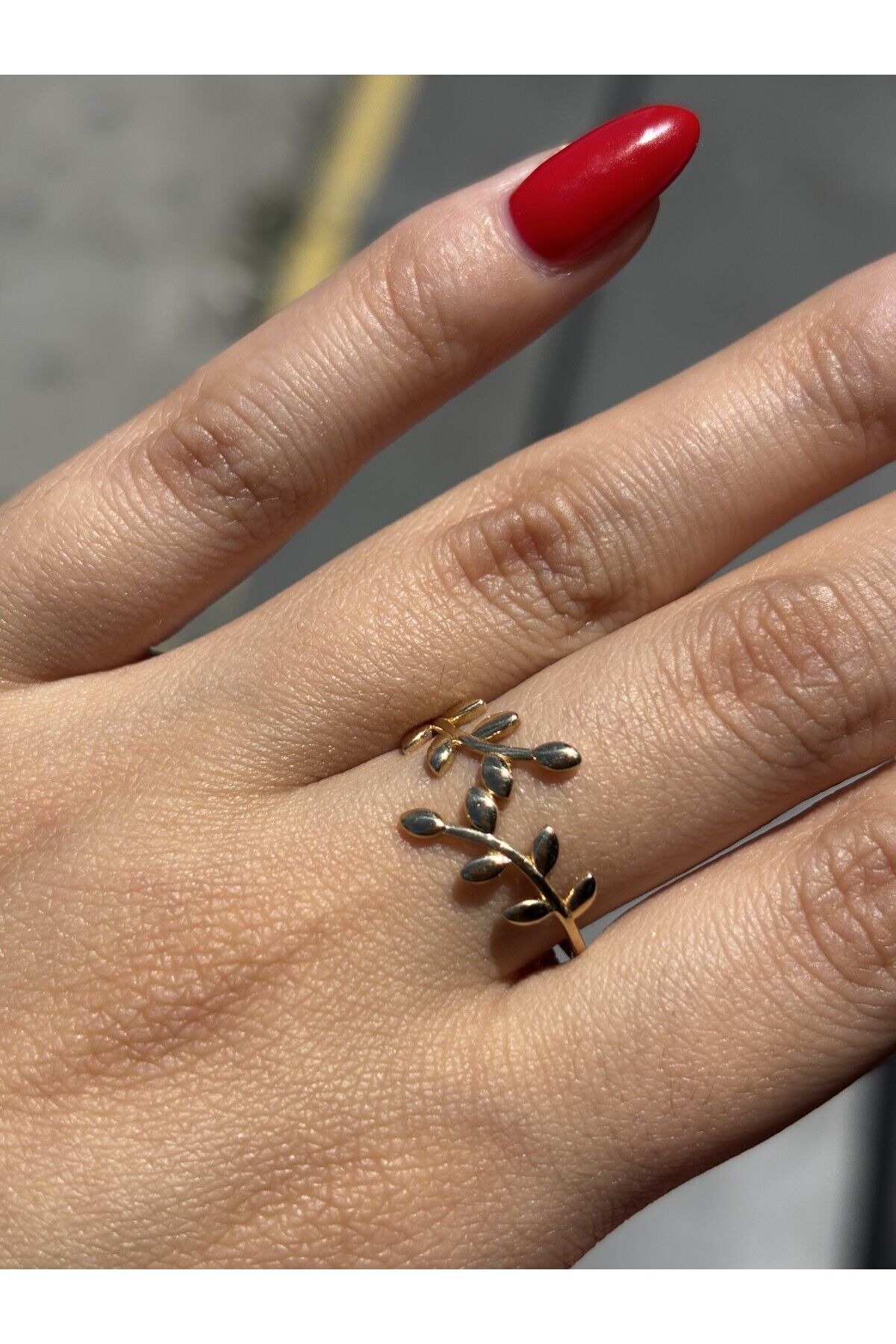 14 Ayar Altın Ağaç Dalı Yüzük Sarı - 15