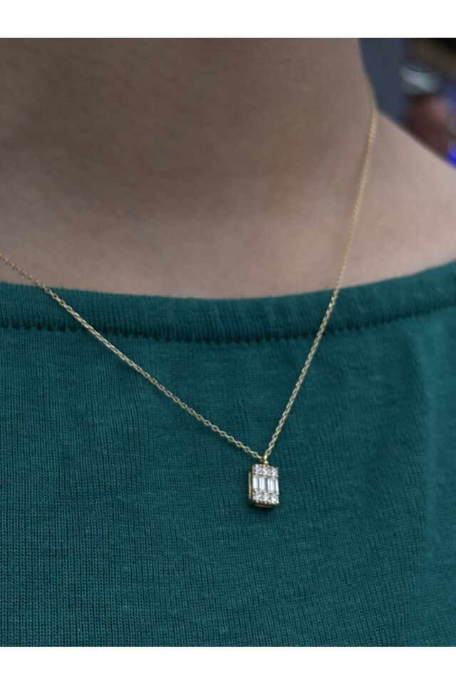 14 Ayar Altın Baget Taşlı Kolye