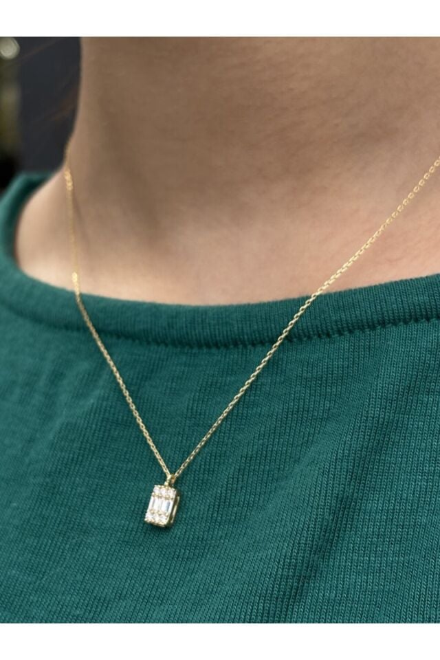 14 Ayar Altın Baget Taşlı Kolye