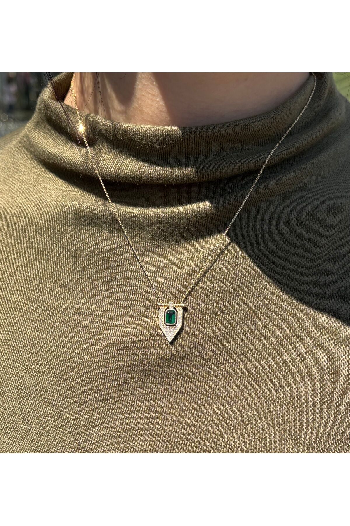 14 Ayar Altın Serenay Kolye