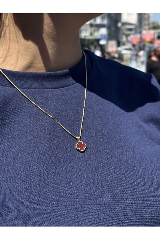 14 Ayar Altın Bordo Yonca Kolye Ucu