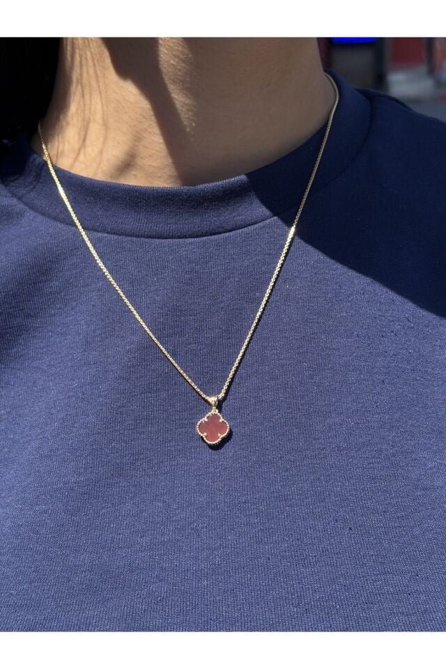 14 Ayar Altın Bordo Yonca Kolye Ucu