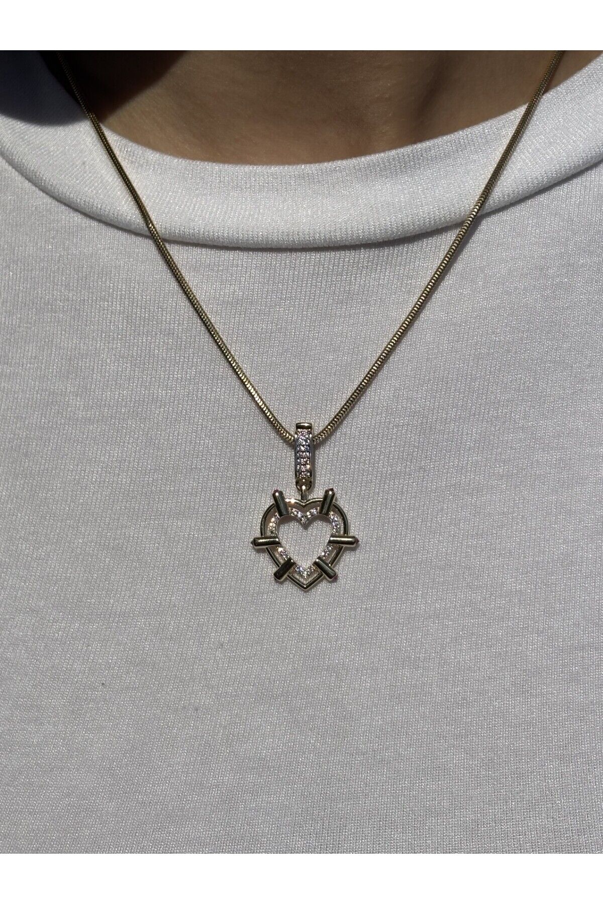 14 Ayar Altın Yeşil Taşlı Aura Kalp Kolye Ucu Charm