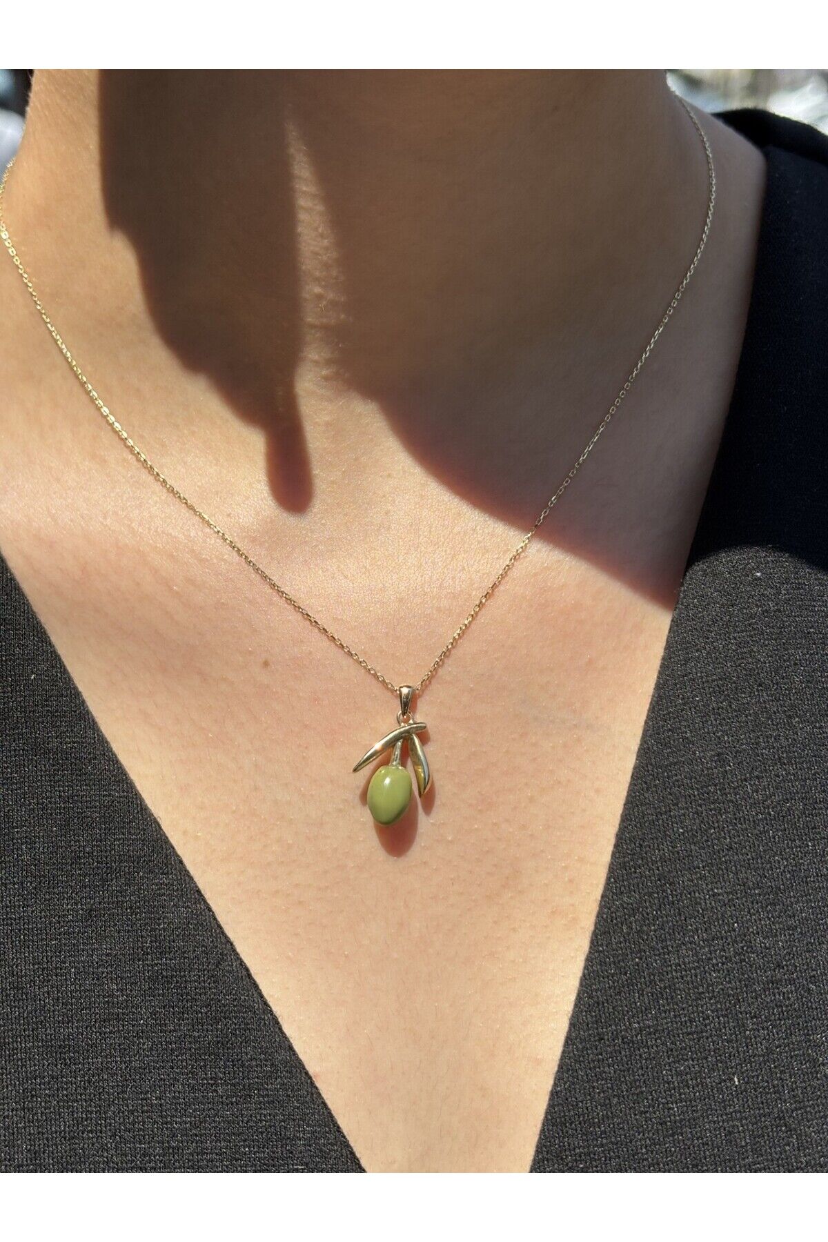 14 Ayar Altın Zeytin Dalı Kolye