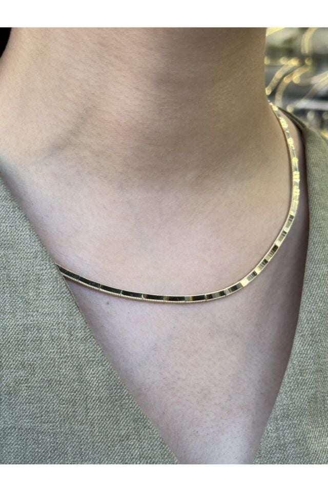 14 Ayar Altın Ajda Kolye