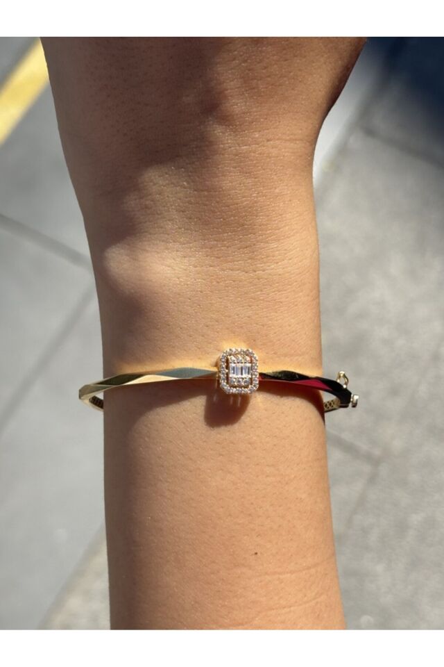 14 Ayar Altın Baklava Desen Baget Kelepçe