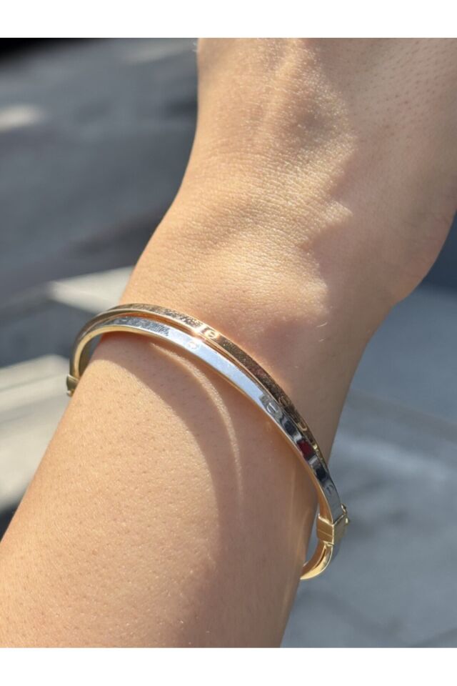 14 Ayar Altın İki Renk Vidalı Kelepçe