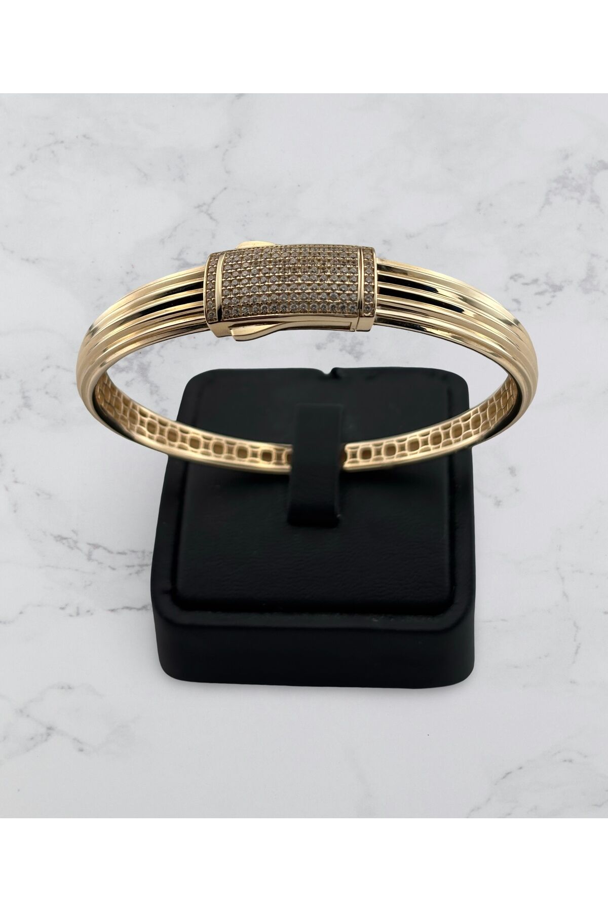 14 Ayar Altın İtalyan Kutu Kelepçe