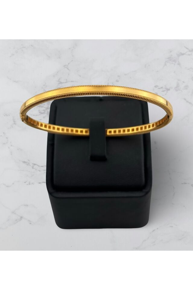 14 Ayar Altın Ajda Kelepçe