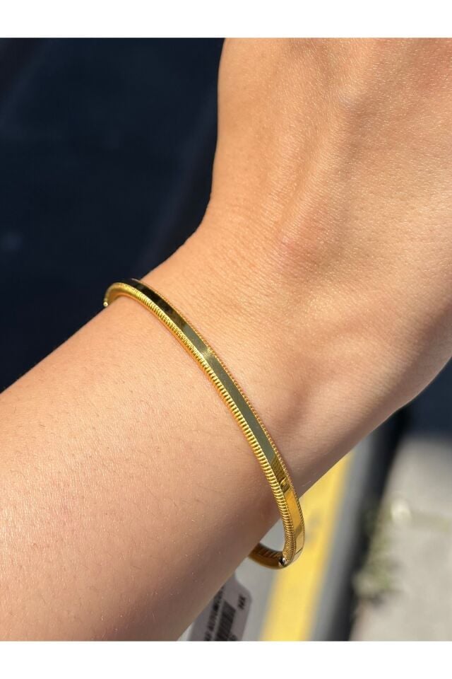 14 Ayar Altın Ajda Kelepçe