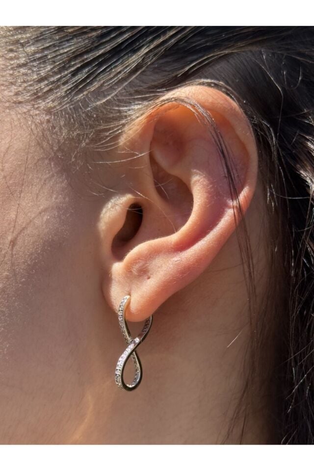 14 Ayar Altın Taşlı Sonsuzluk Küpe