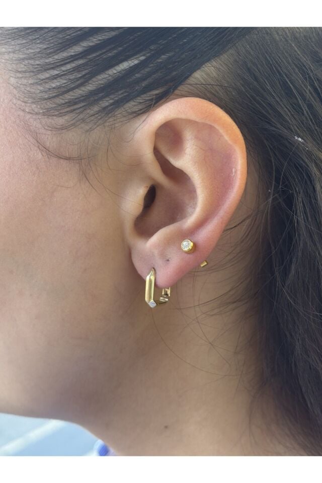 14 Ayar Altın Köşeli Ataç Küpe