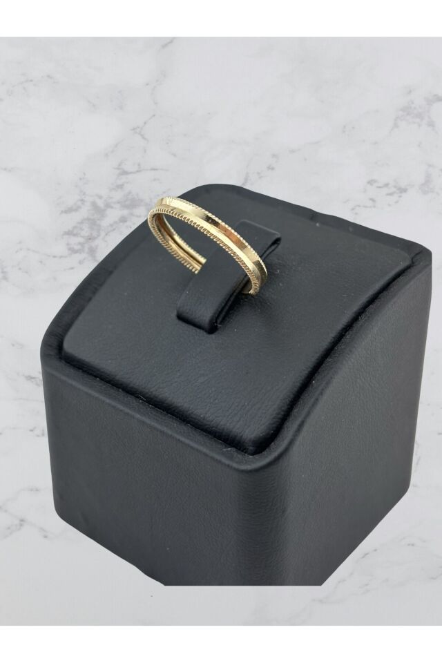 14 Ayar Altın Ajda Yüzük