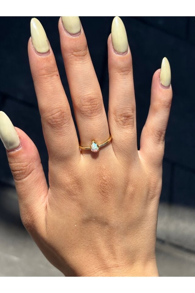 14 Ayar Altın Opal Taşlı Yüzük