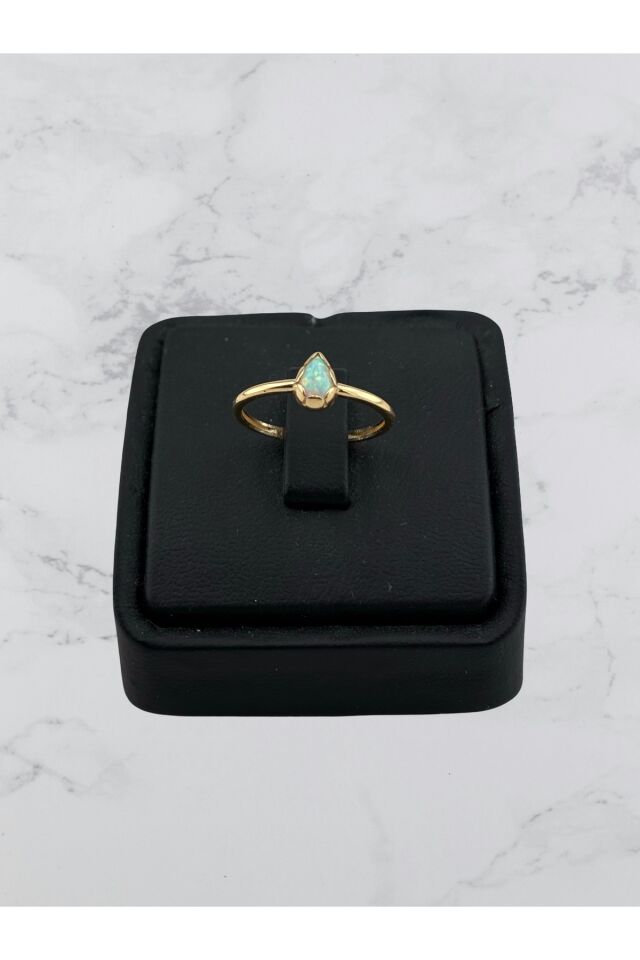 14 Ayar Altın Opal Taşlı Yüzük