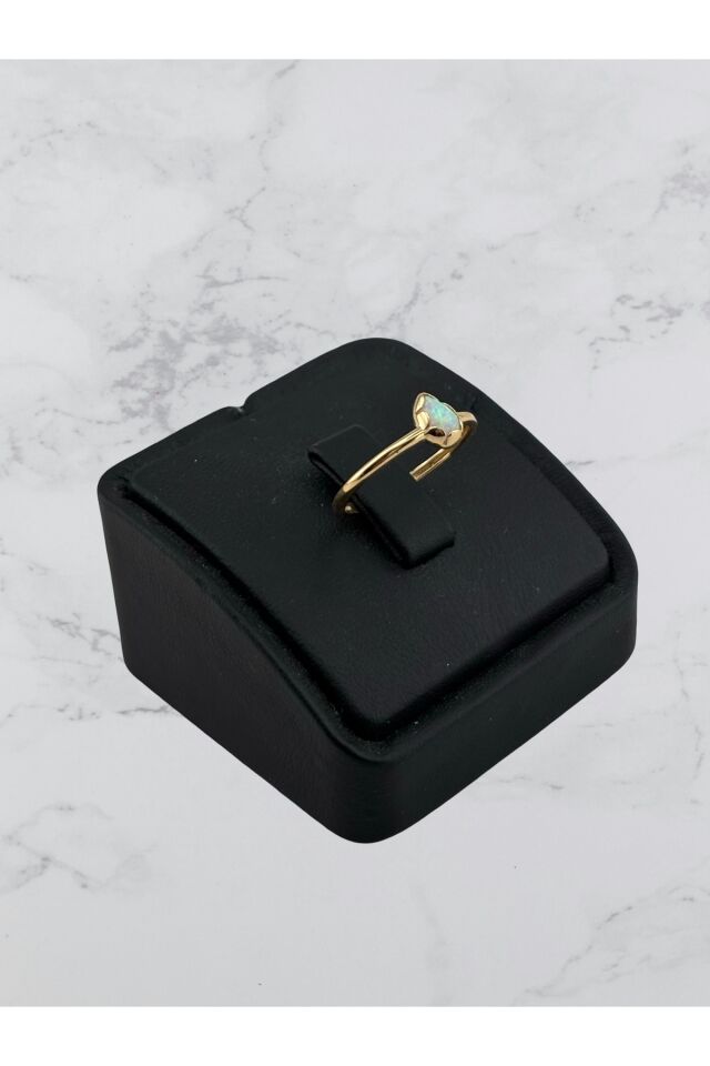 14 Ayar Altın Opal Taşlı Yüzük