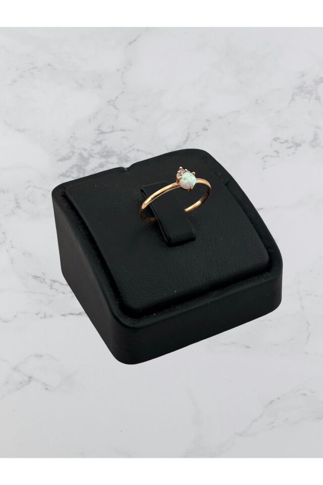 14 Ayar Altın Opal Taşlı Yüzük