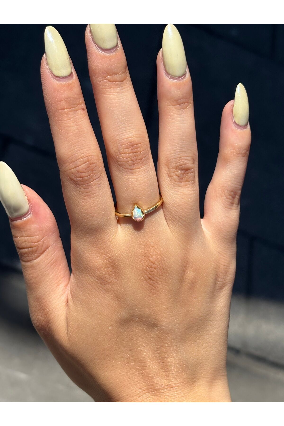 14 Ayar Altın Opal Taşlı Yüzük