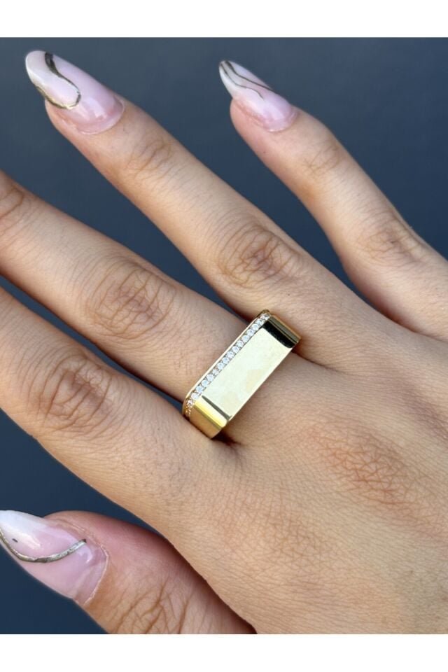 14 Ayar Altın Taşlı Fizyon Yüzük