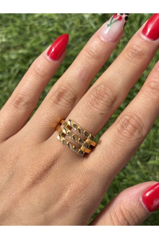 14 Ayar Altın Pullu Üçlü Kaburga Yüzük