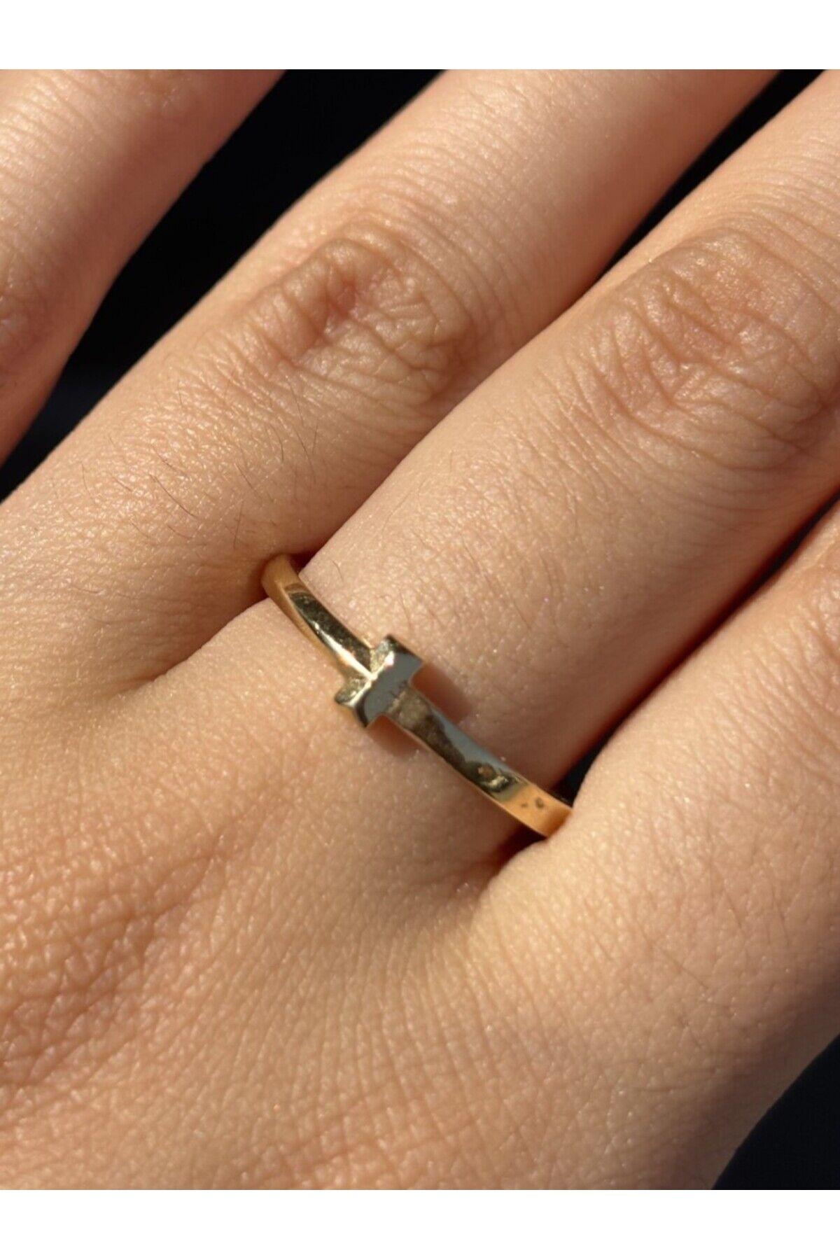 14 Ayar Altın T Yüzük