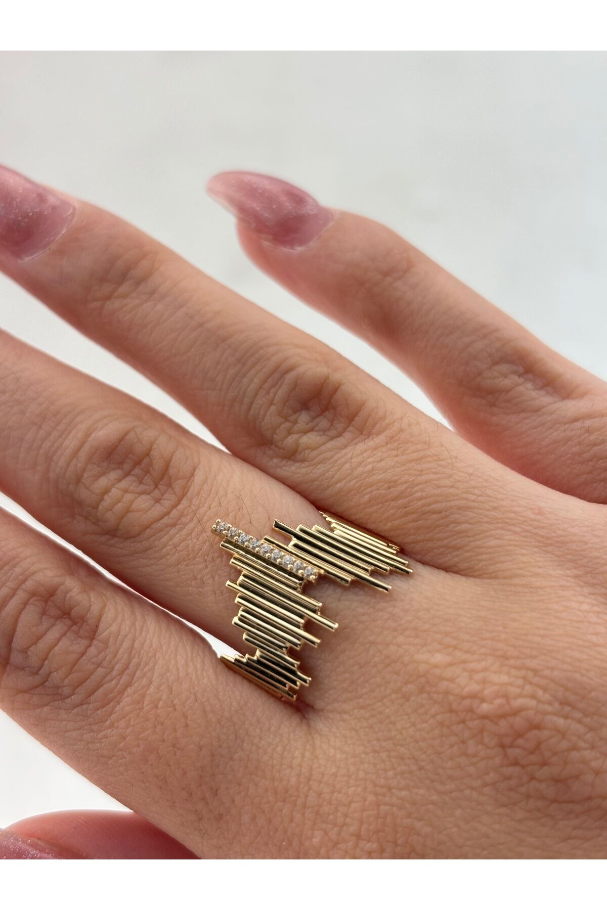 14 Ayar Altın Zikzak Yüzük