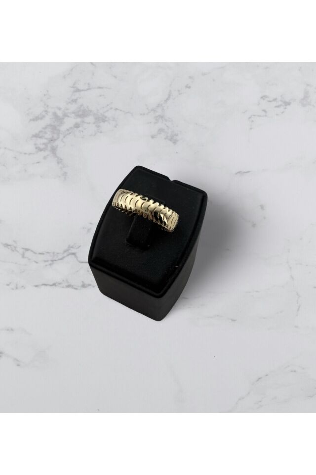 14 Ayar Altın Balık Sırtı Yüzük