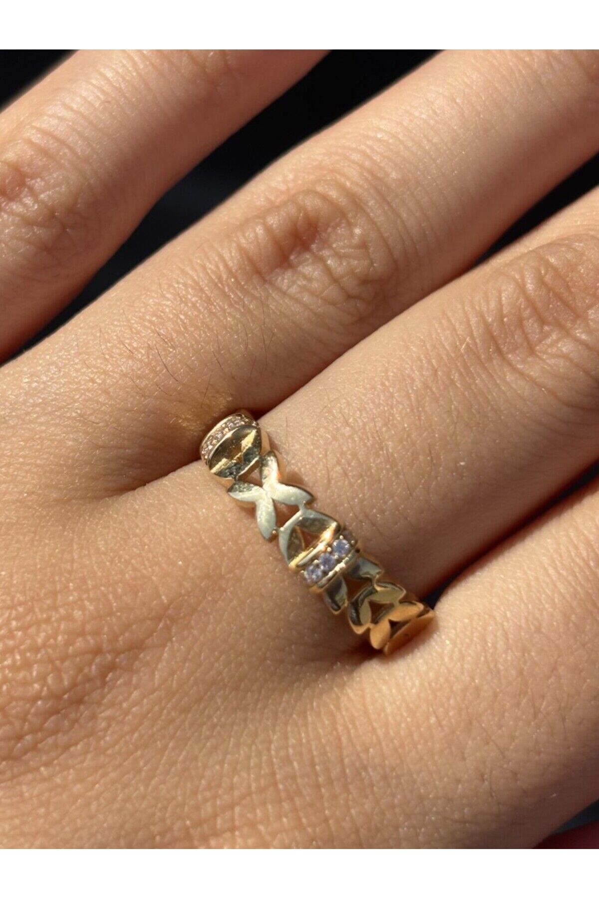 14 Ayar Altın Taşlı Asos Yüzük