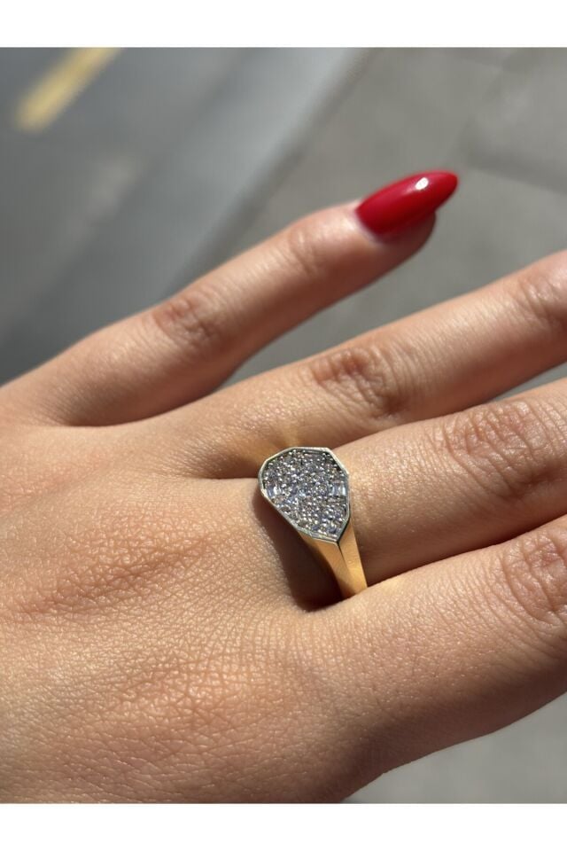 14 Ayar Altın Taşlı Gravel Yüzük