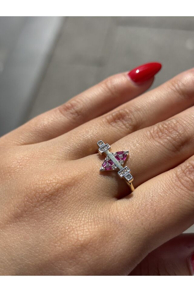 14 Ayar Altın Prego Kırmızı Taşlı Yüzük