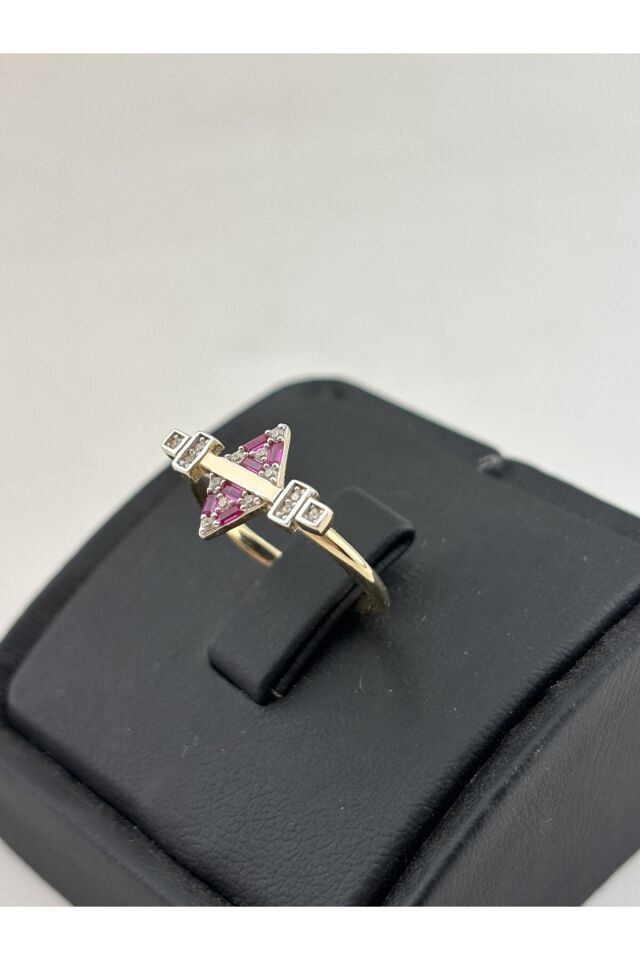 14 Ayar Altın Prego Kırmızı Taşlı Yüzük