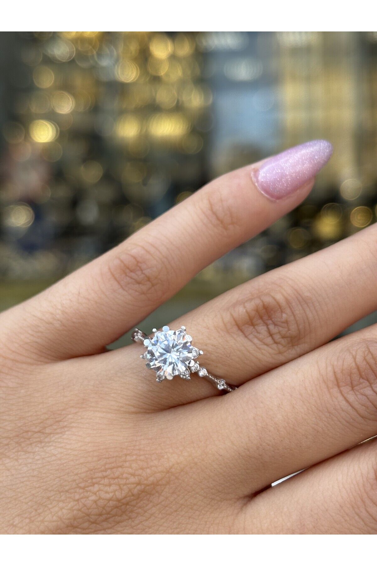 14 Ayar Altın Lotus Tek Taş Yüzük