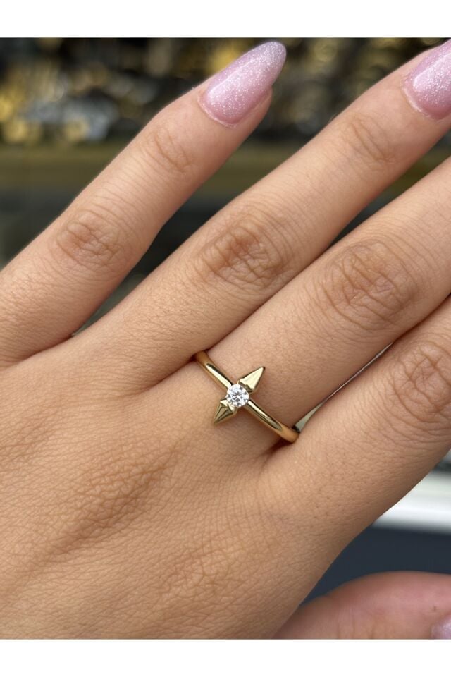 14 Ayar Altın Taşlı Ok Yüzük