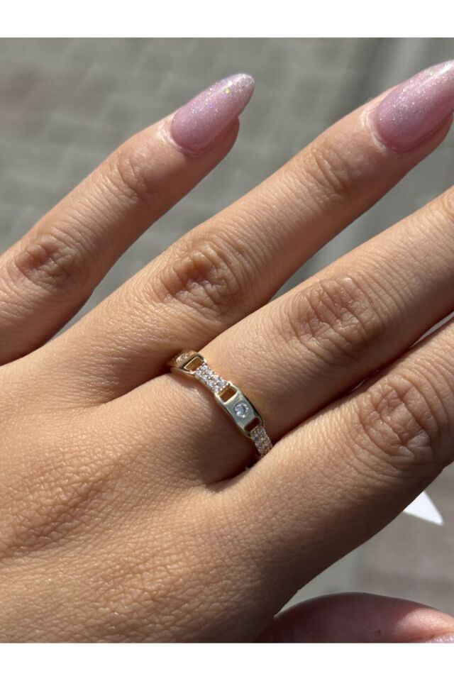 14 Ayar Altın Taşlı Zincir Yüzük