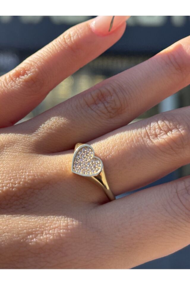 14 Ayar Altın Taşlı Kalp Mühür Yüzük