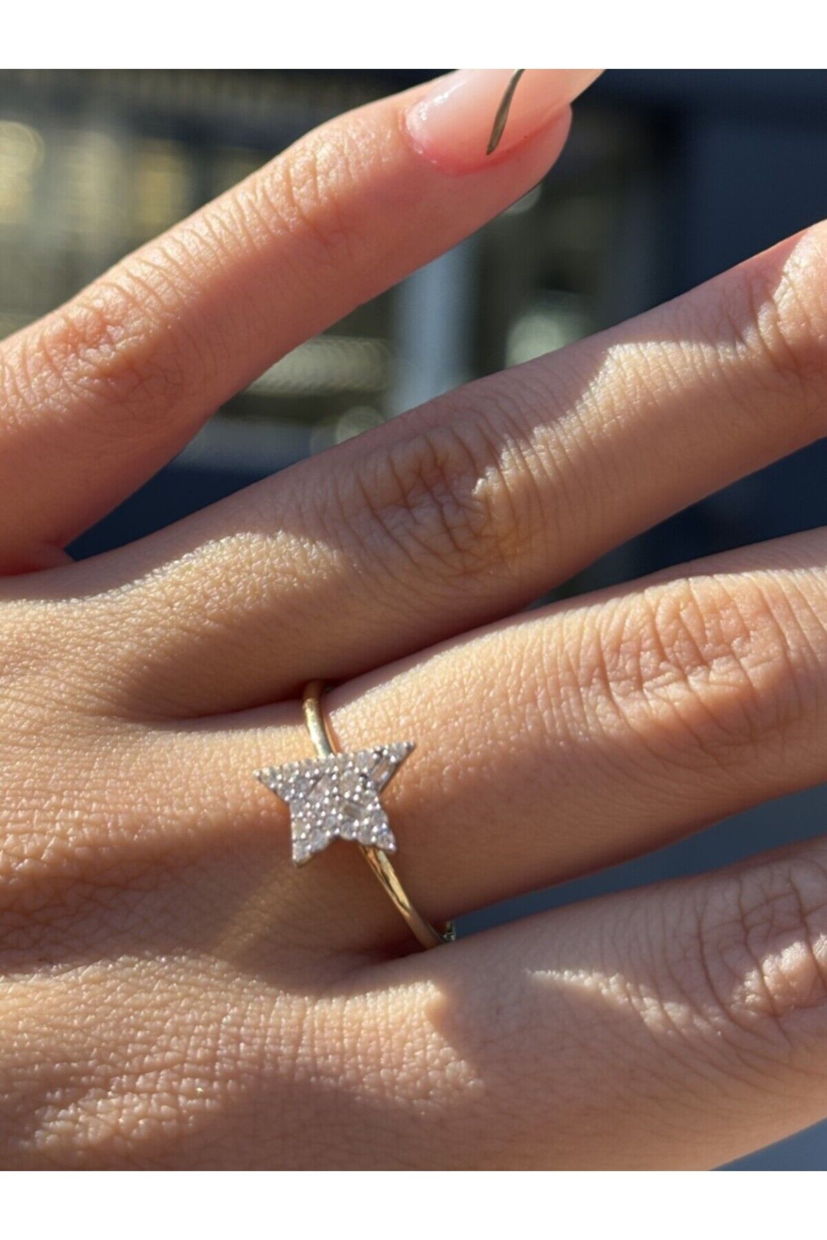 14 Ayar Altın Taşlı Yıldız Tasarım Yüzük
