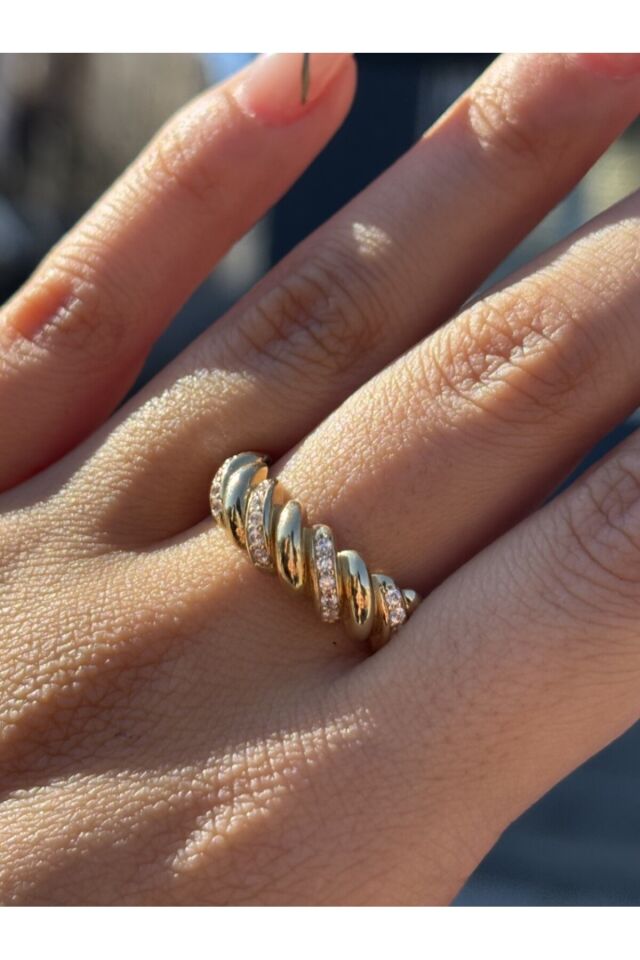 14 Ayar Altın Taşlı Burgu Yüzük