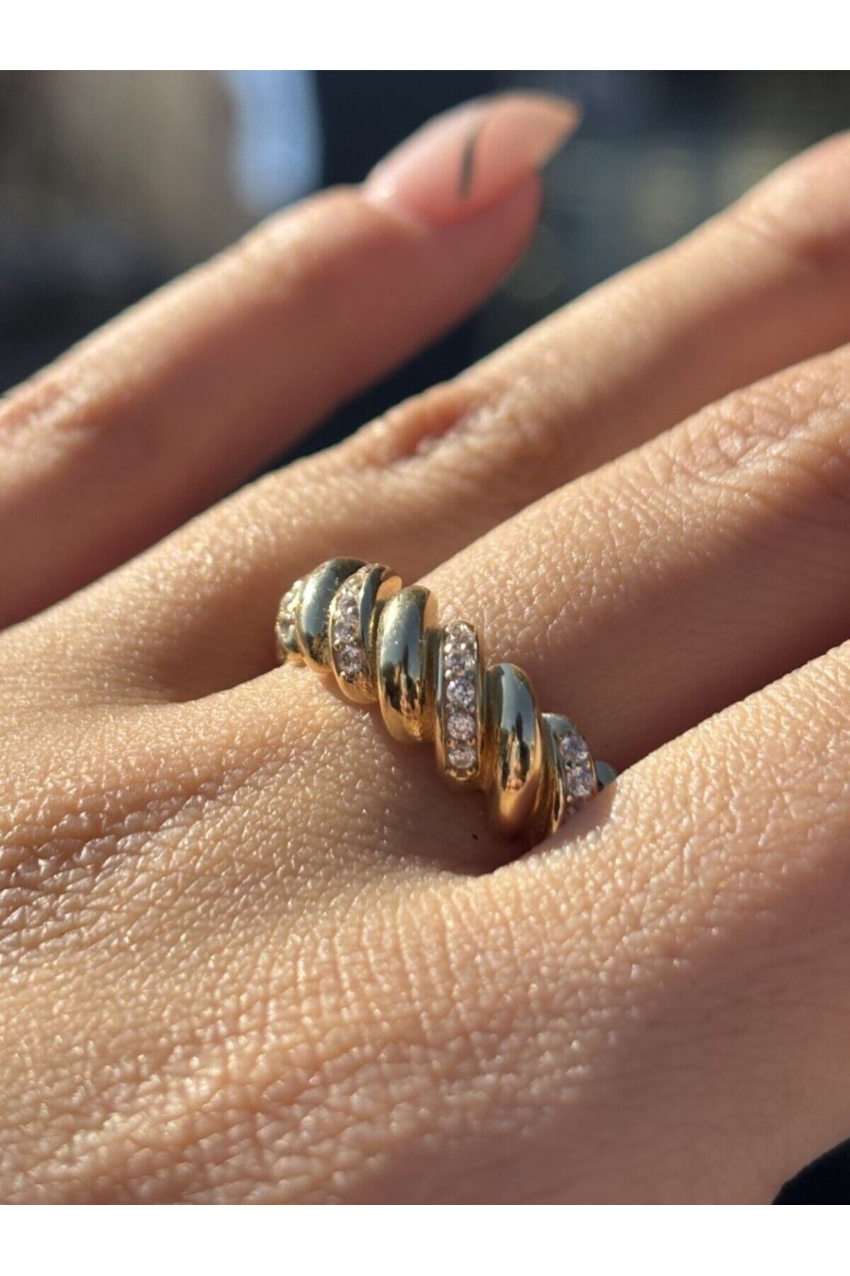 14 Ayar Altın Taşlı Burgu Yüzük