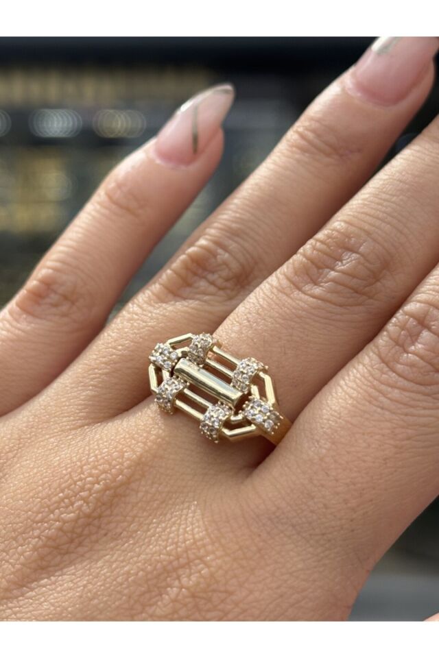 14 Ayar Altın Serenay Yüzük