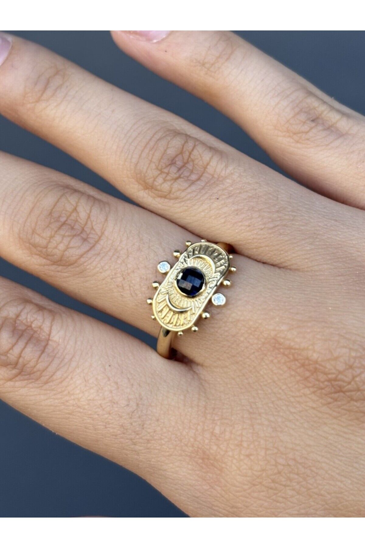 14 Ayar Altın Mavi Taşlı Tasarım Göz Yüzük