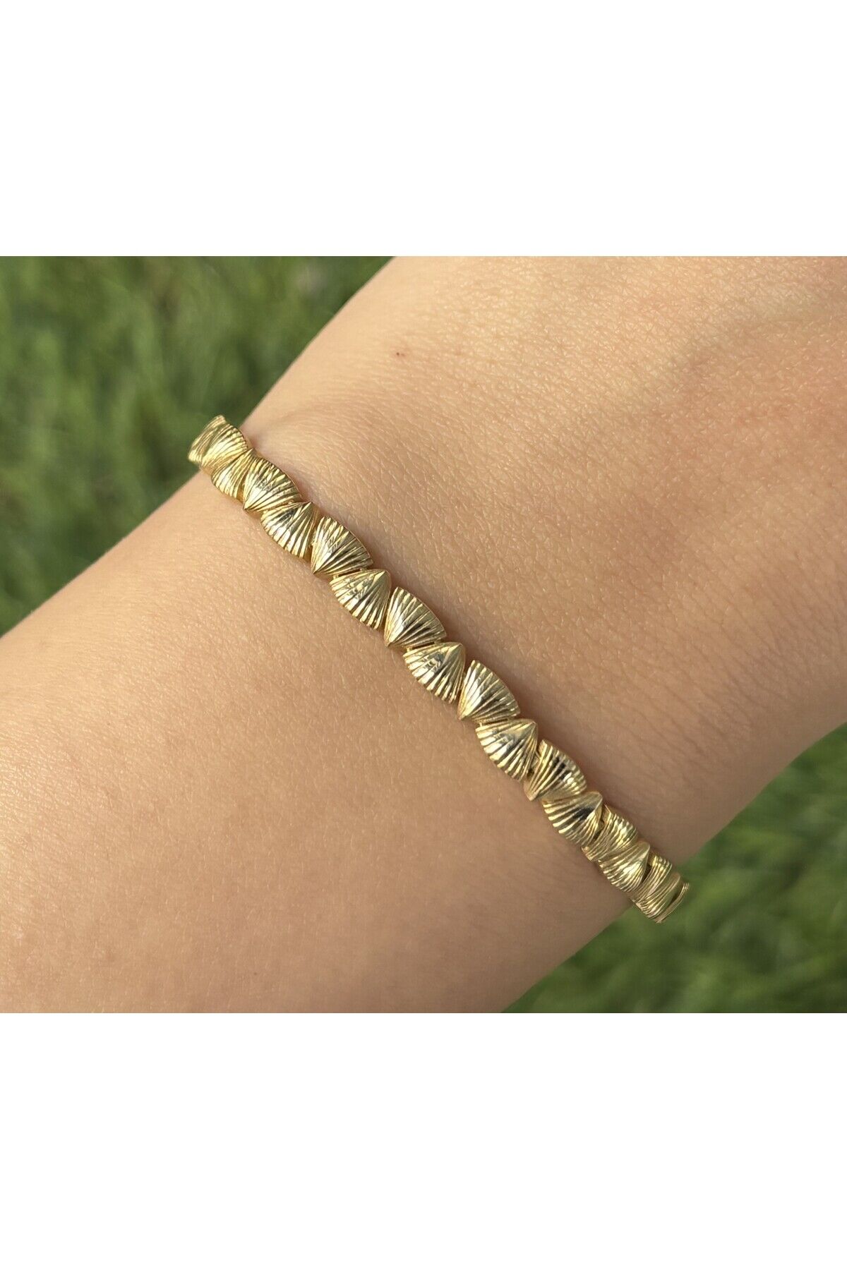 14 Ayar Altın Midye Bileklik