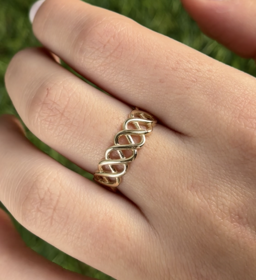 14 Ayar Altın Örgü Yüzük