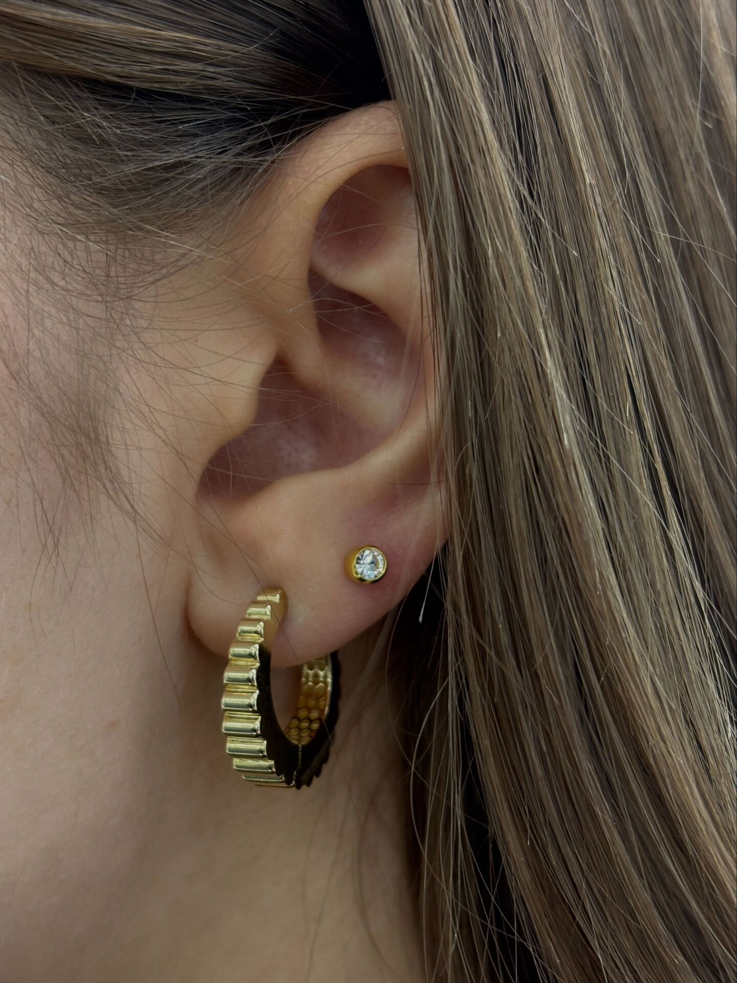 14 Ayar Altın Tırtıklı Halka Küpe