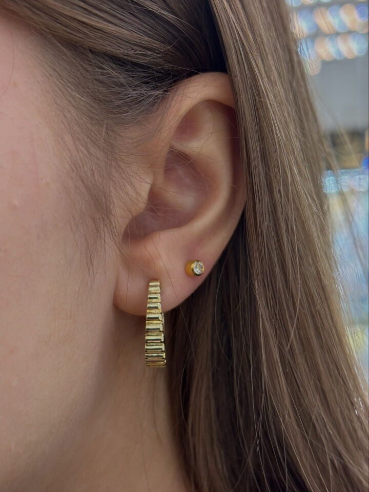 14 Ayar Altın Tırtıklı Halka Küpe