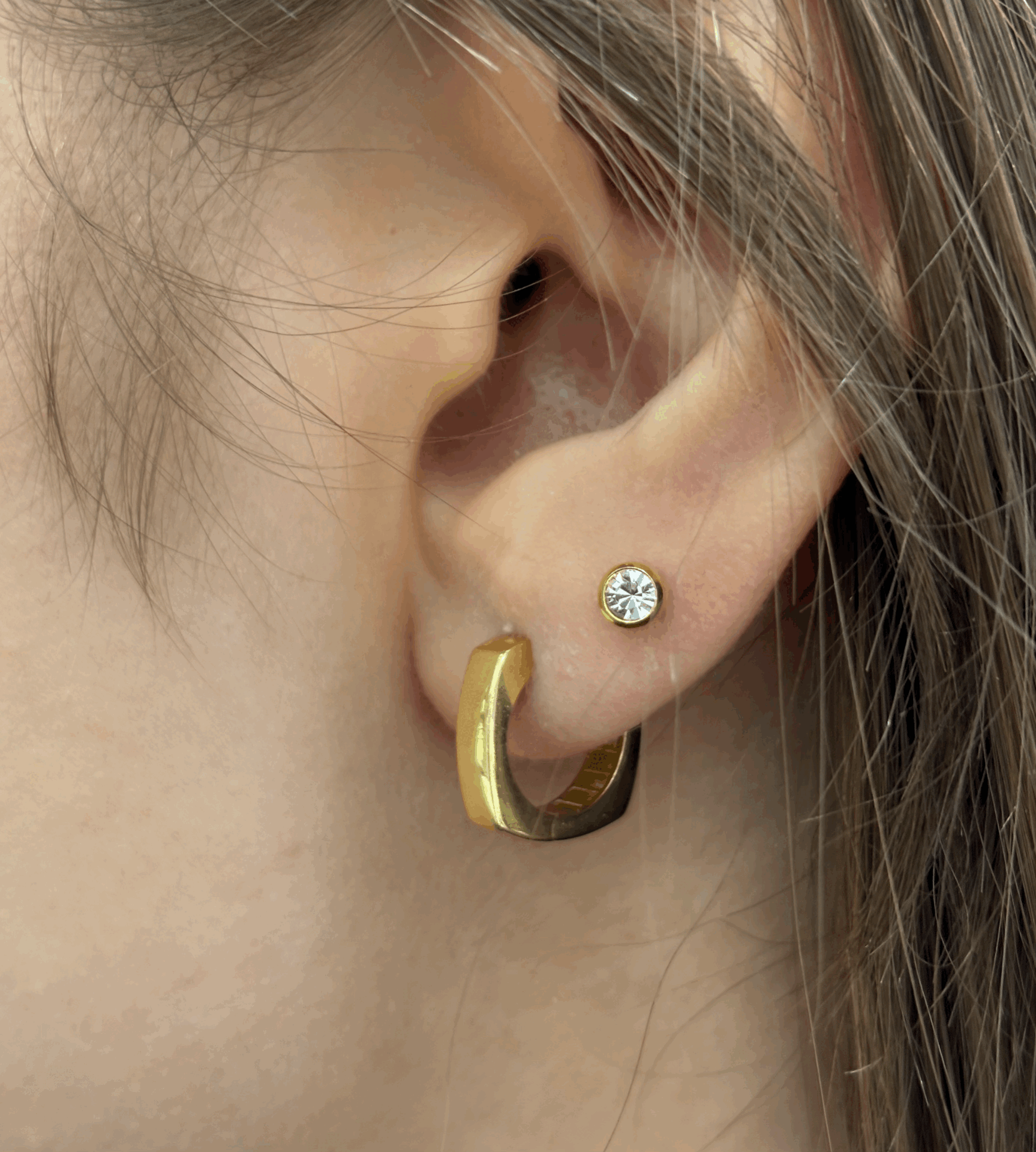 14 Ayar Altın Kare Halka Küpe