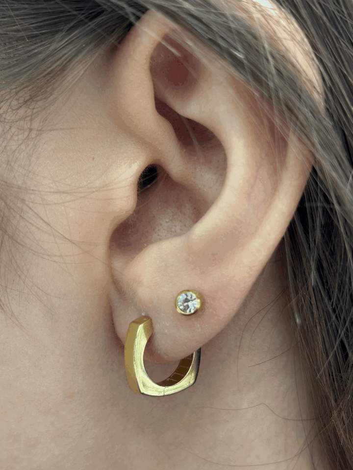 14 Ayar Altın Kare Halka Küpe