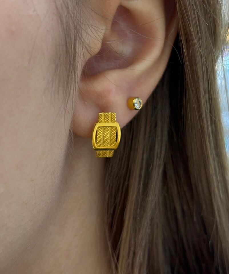 14 Ayar Altın Trabzon Hasırı Tokalı Küpe