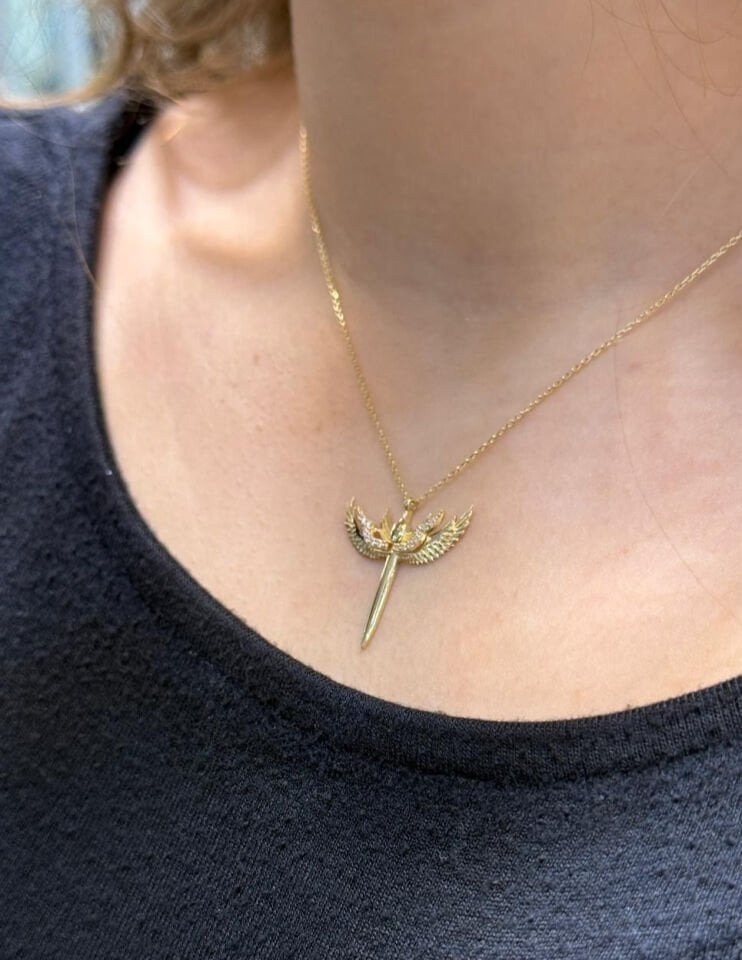 14 Ayar Altın Mikailin Kılıcı Kolye